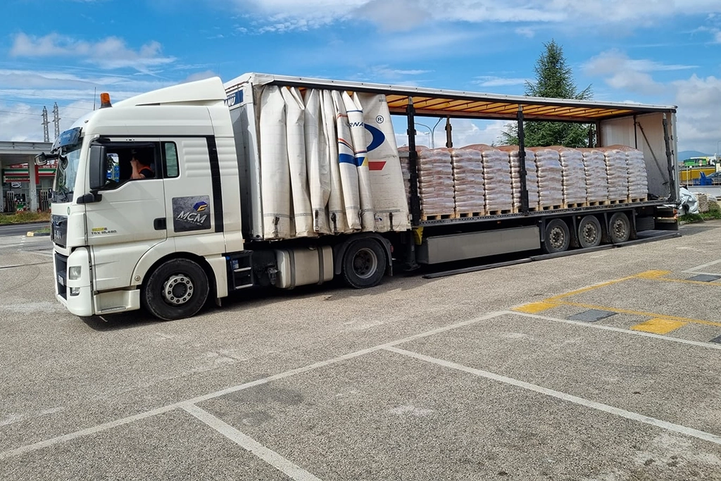 camion MCM Group Travel