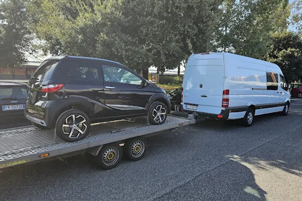 microbuz și platformă MCM Group Travel