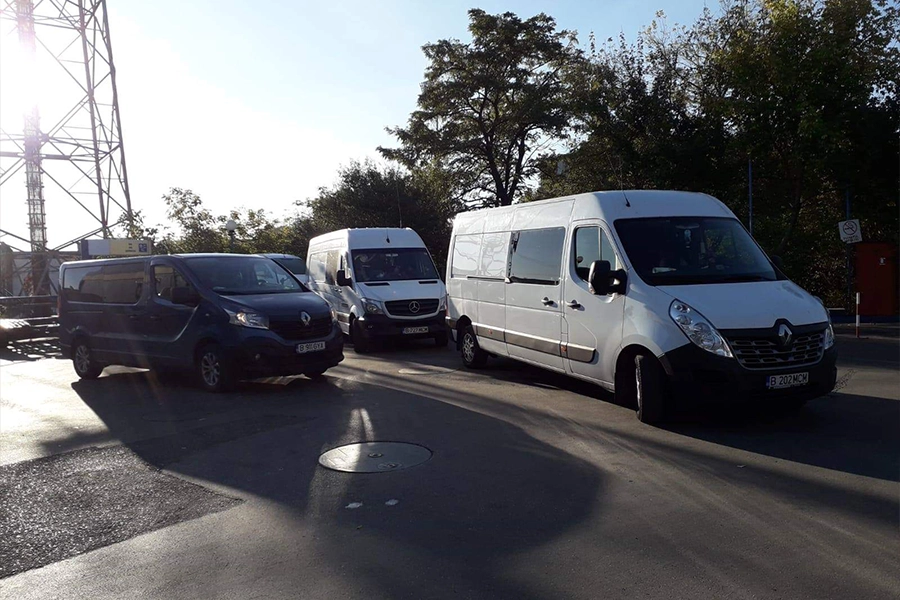 microbuze MCM Group Travel